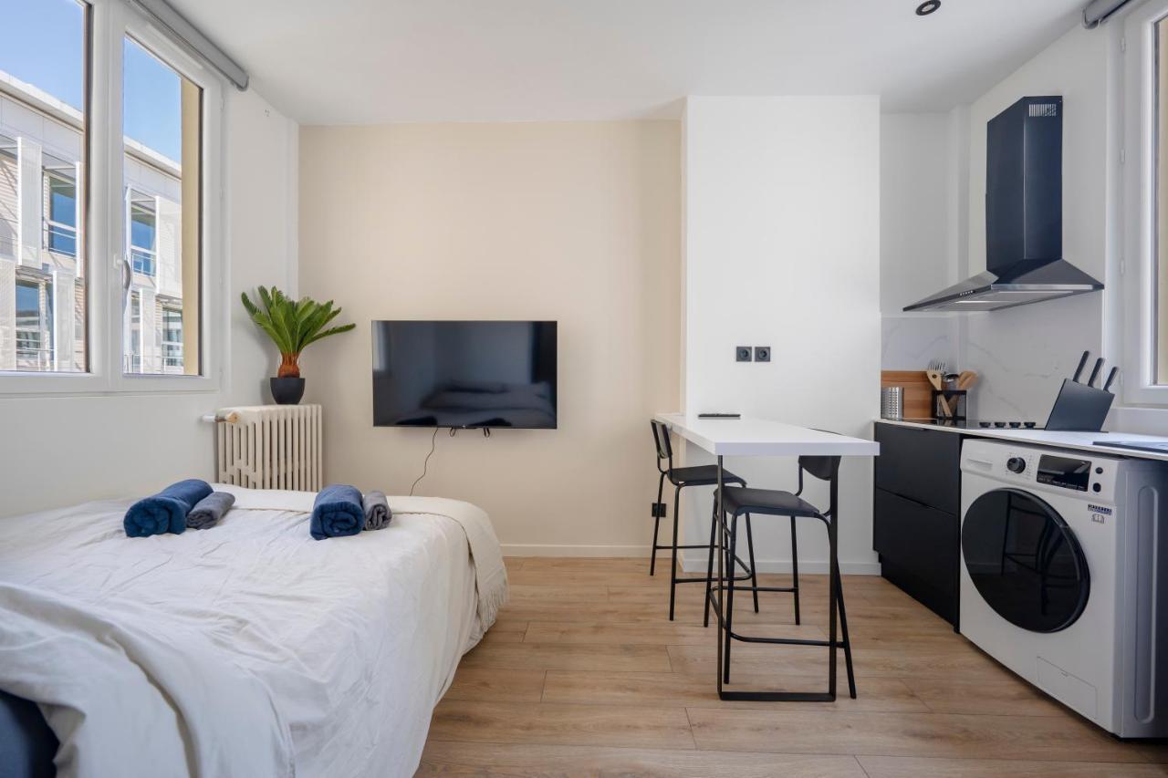 Renovated Studio Walking Distance To Paris 몽트루즈 외부 사진