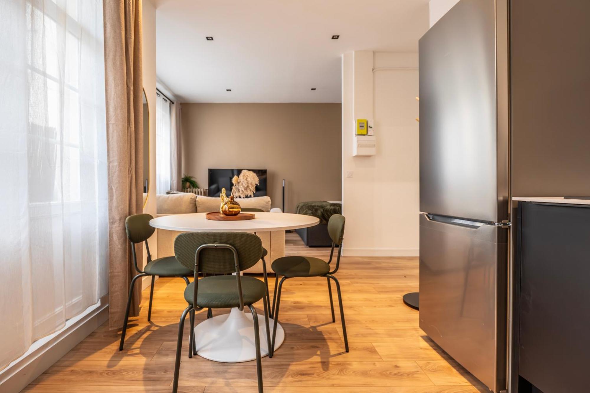 Renovated Studio Walking Distance To Paris 몽트루즈 외부 사진
