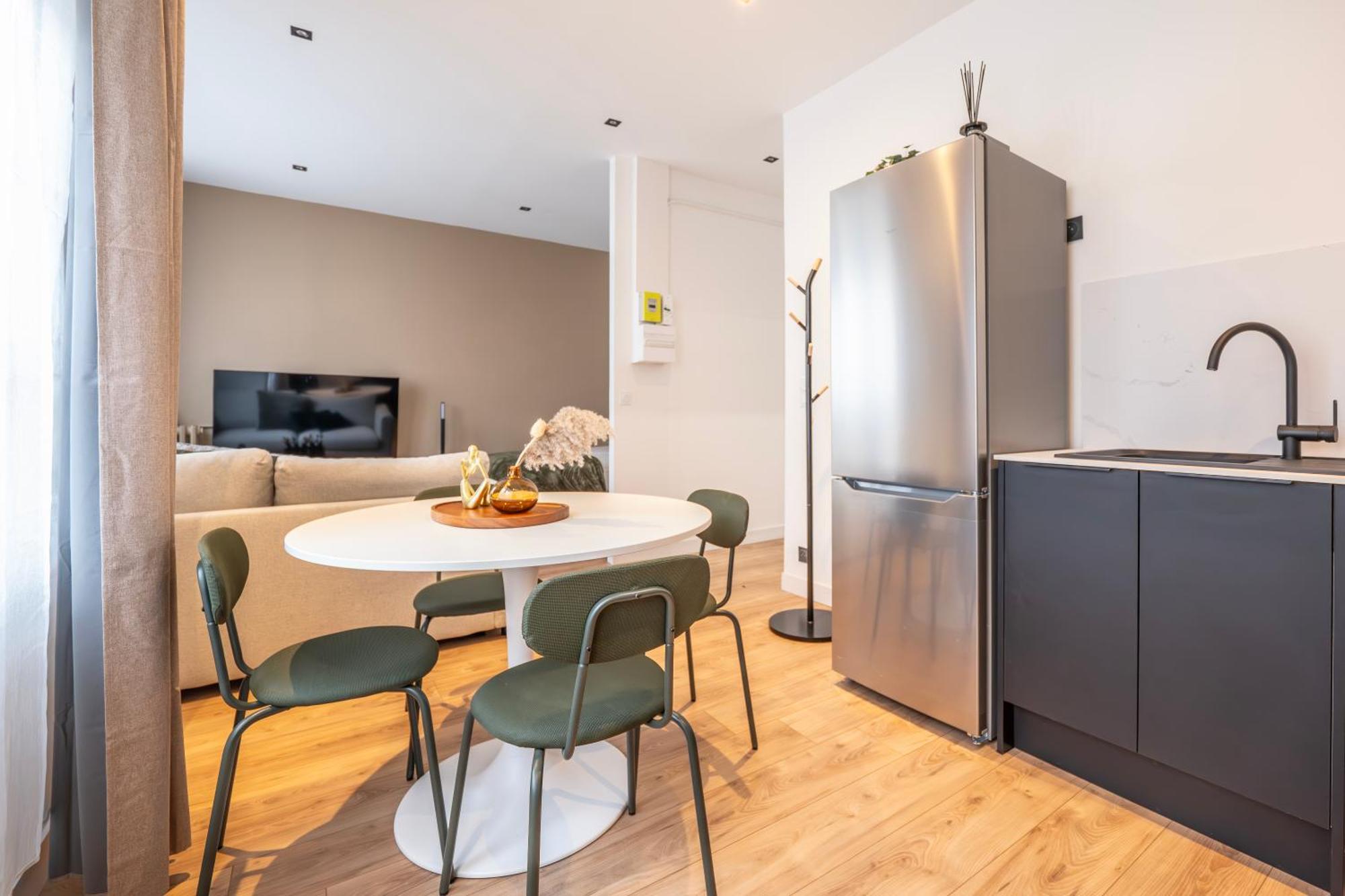 Renovated Studio Walking Distance To Paris 몽트루즈 외부 사진
