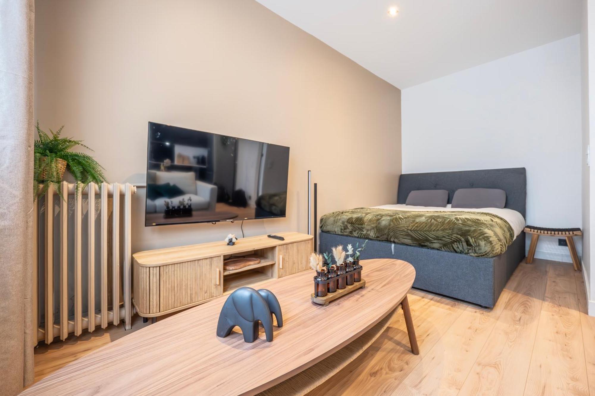 Renovated Studio Walking Distance To Paris 몽트루즈 외부 사진