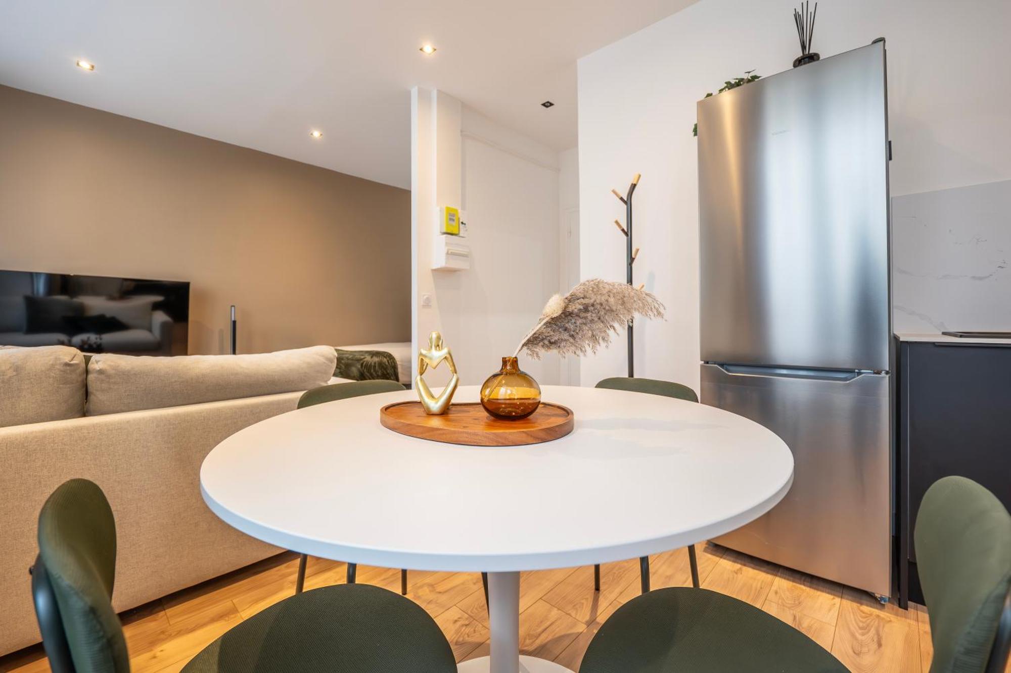 Renovated Studio Walking Distance To Paris 몽트루즈 외부 사진